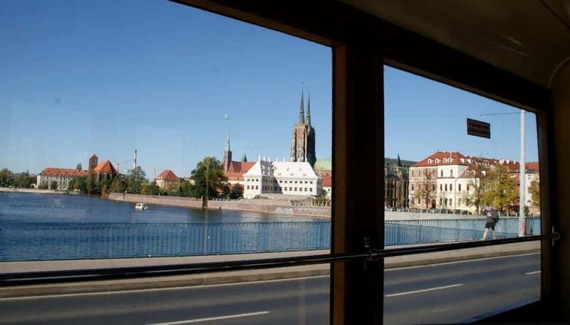 Wroclaw: Private Tour by smal Historic Tram 1,5h 13-16 seats - What the Reviews Say