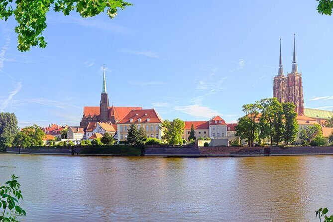 Wroclaw Scavenger Hunt and Highlights Self-Guided Tour - Who Should Consider This Tour?
