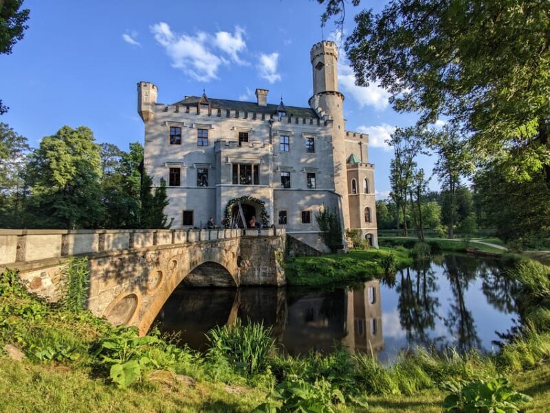 Wroclaw to Prague: 2-in-1 (Private Transfer + Country Tour) - Who Will Benefit Most