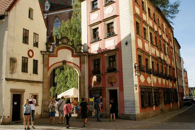 Wroclaw with licensed guide, 2 hours, professional and humorous! - An In-Depth Look at the Wroclaw Tour