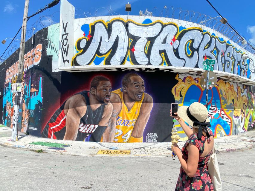 Wynwood Walking Tour in English (2h) - Key Points