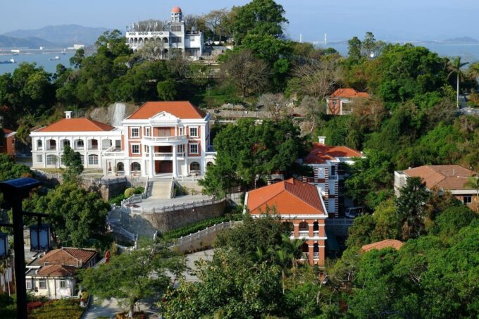Xiamen: Gulangyu Island Highlights Tour With Culture&Scenery - Pickup and Transportation