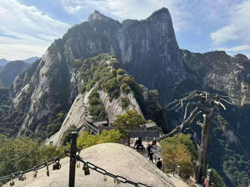 Xi'an: Hua Shan Mountain Private day Tour - Key Points