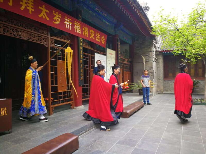 Xi'an: Terracotta, City Wall, Taoism Temple&Funeral Market - Discovering the Highlights of Xian