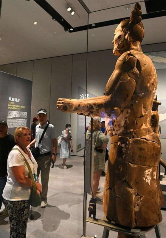Xi'an: Terracotta Warriors, City Wall, and Muslim Quarter - The Practicalities: What to Expect