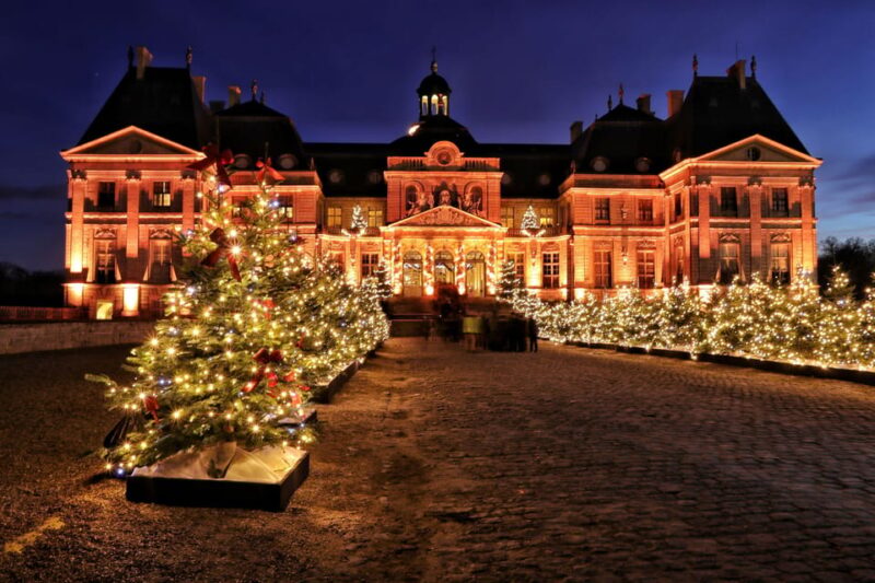 Xmas Paris & Vaux-le-Vicomte Castle Chauffeur Driven 5hrs - The Paris Christmas Lights Tour