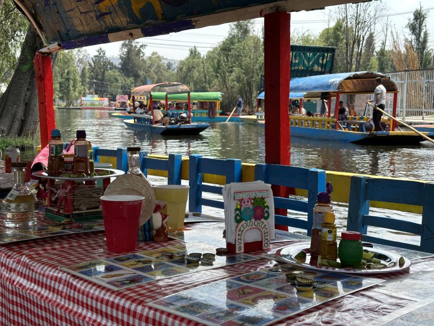 Xochimilco: Boat Tour With Axolotl Sanctuary - Axolotl Sanctuary Experience