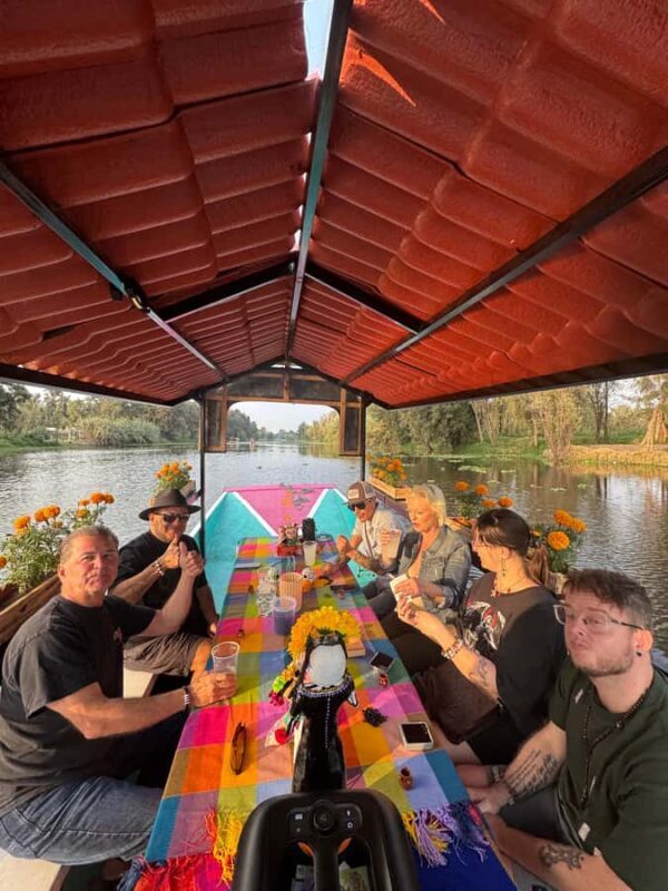 Xochimilco: Isla de las Muñecas Games and Drinks Tour - Food, Drinks, and Surprises