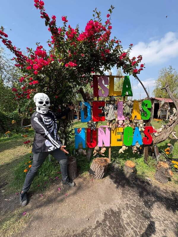 Xochimilco: Island of the Dolls Tour Games and Drinks - Is This Tour Right for You?
