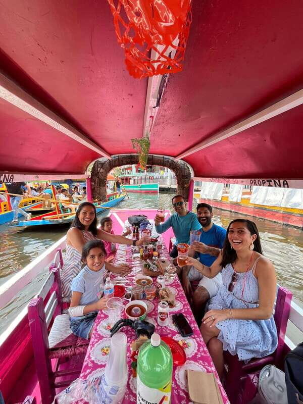 Xochimilco: traditional boat tour, culture, and fun. - An In-Depth Look at the Xochimilco Boat Tour