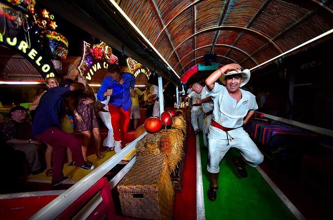 Xoximilco party in Cancun - FAQ