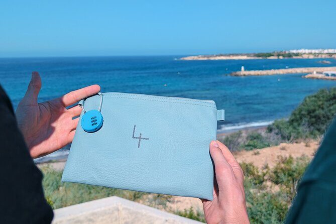 XploreMe! - Coral Bay Scavenger Hunt Outdoor Activity - Who Should Consider This Tour?