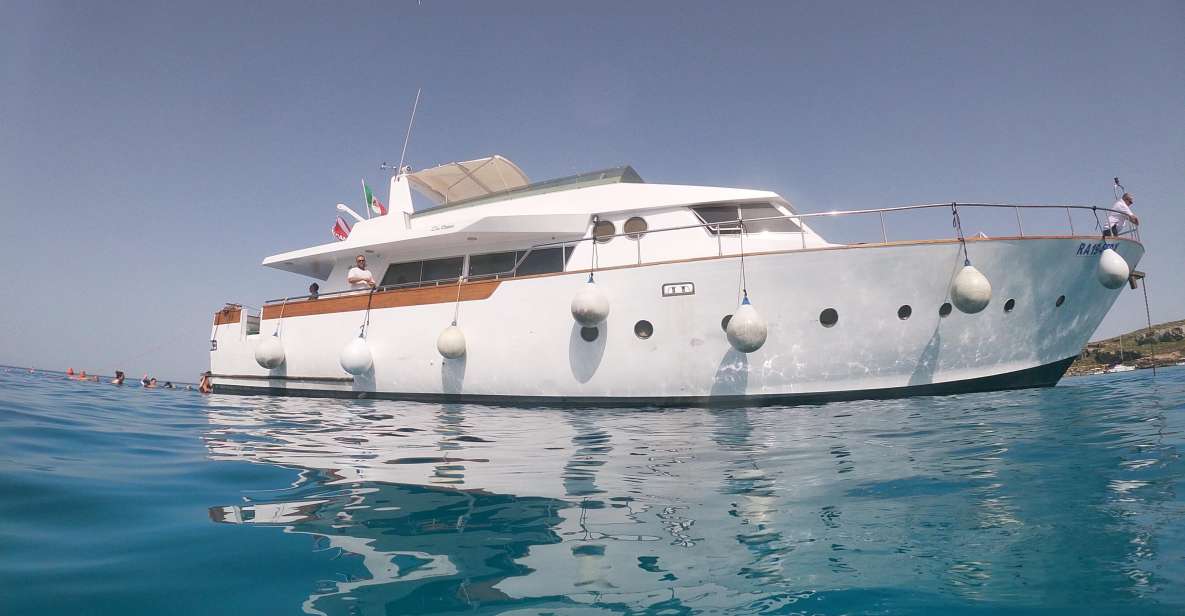 Yacht Excursion Between Levanzo and Favignana With Lunch - Onboard Experience