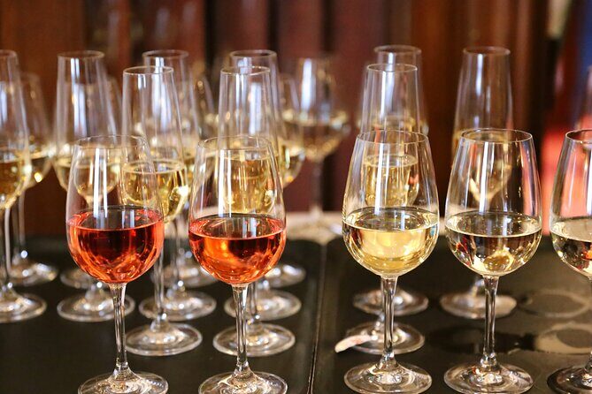 Yarra Valley, Dandenong Ranges inc. lunch with wine,plus morning tea,chocolate - FAQ