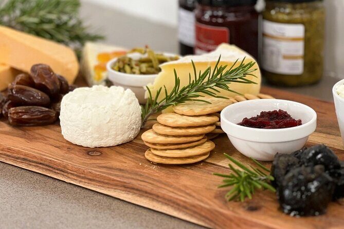 Yarra Valley Grazing Tour Wine, Cheese, Gin, Pizza from Melbourne - Key Points