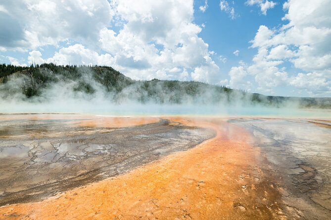 Yellowstones Grand Prismatic Self-Guided Walking Tour - Offline Functionality