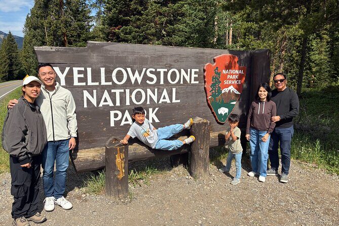 Yellowstone's Lamar Valley & Picnic With Wildlife Guide - FAQ: Common Questions about the Yellowstone Lamar Valley Tour  