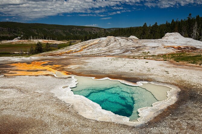Yellowstones Old Faithful Self-Guided Walking Tour - Offline Capability and Hands-Free Operation