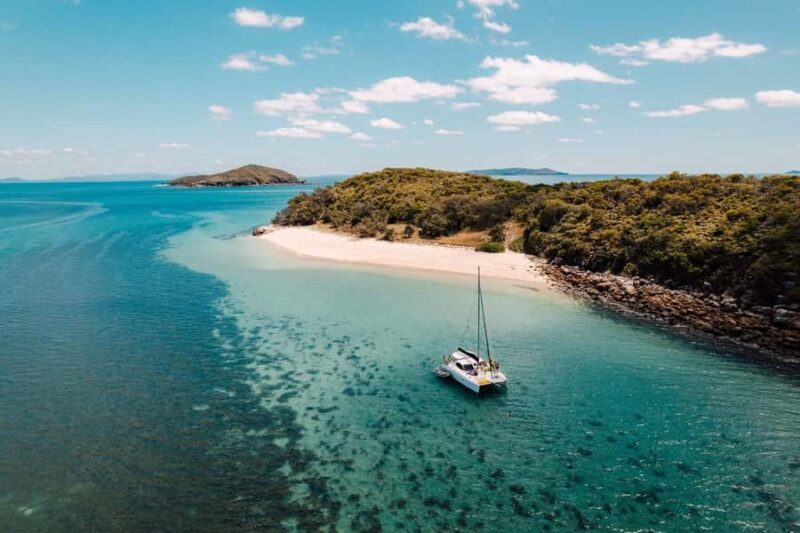 Yeppoon: Great Keppel Island Luxury Sail & Snorkel Day Tour - An Authentic Day on the Water at Great Keppel Island
