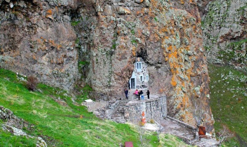 Yerevan: Tsaghkevank Monastery & Mughni Church Private Tour - A Closer Look at the Tour Experience