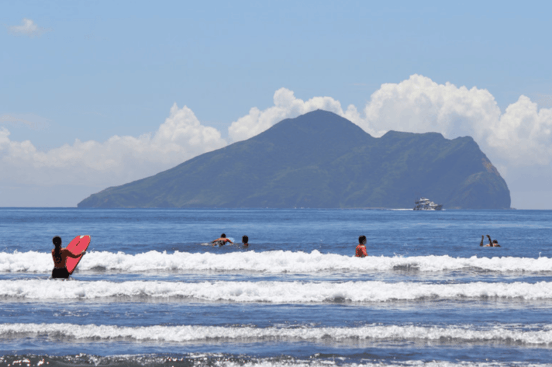 Yilan: Private Custom Tour With Local Guide - Kavalan Distillery