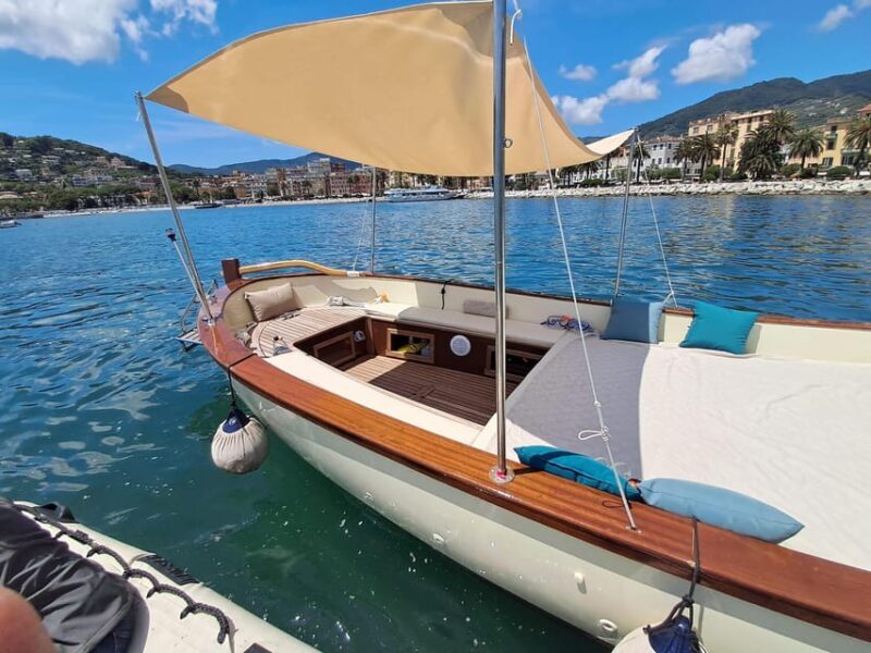 Yoga and meditation by boat in Portofino - Key Points