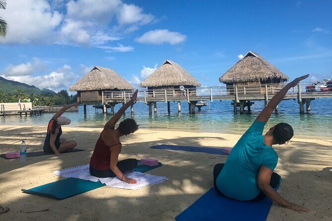 Yoga on the paradise beach of Manava Moorea - The value of yoga on Moorea