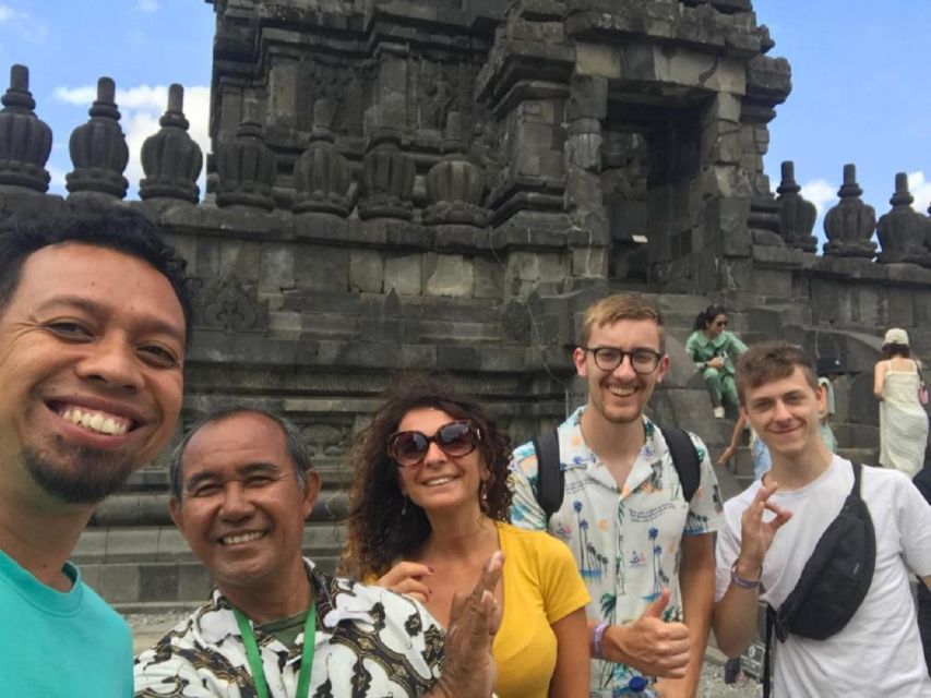 Yogyakarta: 4 Day With Hotel, Private Customized Guided Tour - Marvel at Mangunan Sunrise and Jomblang Caves
