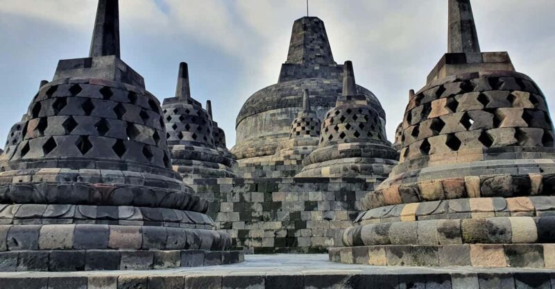 Yogyakarta: 4D3N Temple Tours Timang Beach Incl Hotel & Meal - Temple Visits