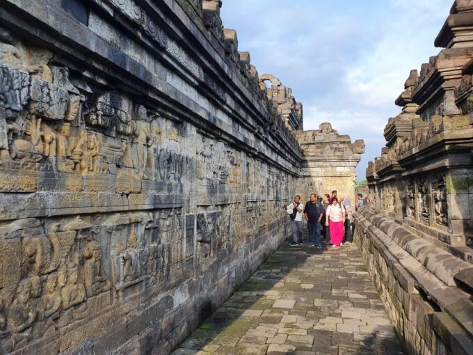 Yogyakarta: 5 Days All Temple Full-Access and Jomblang Cave - Dieng Plateau Sightseeing