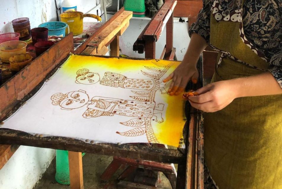 Yogyakarta: Batik Painting Workshop - Complimentary Refreshments