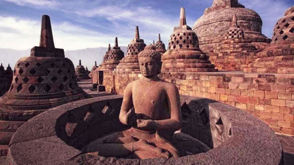 Yogyakarta: Borobudur and Prambanan Temple Guided Tour - Inclusions and Experiences