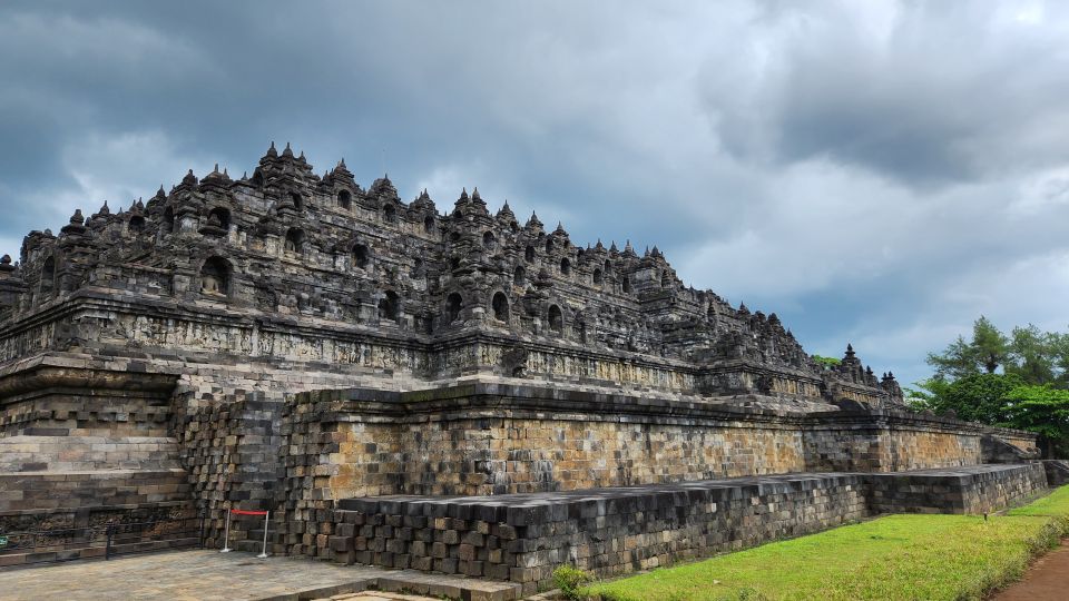 Yogyakarta: Borobudur and Prambanan Temple Tour With Climb - Cancellation Policy