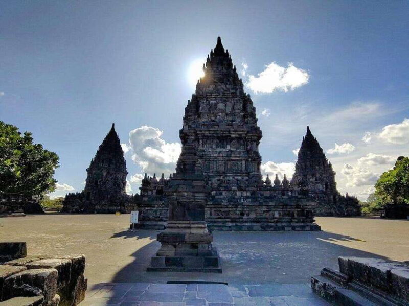Yogyakarta: Borobudur Climb and Prambanan Shared Guided Tour - FAQ