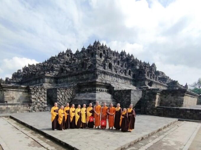Yogyakarta: Borobudur Climb the Top & Mount Merapi Jeep Tour - Frequently Asked Questions