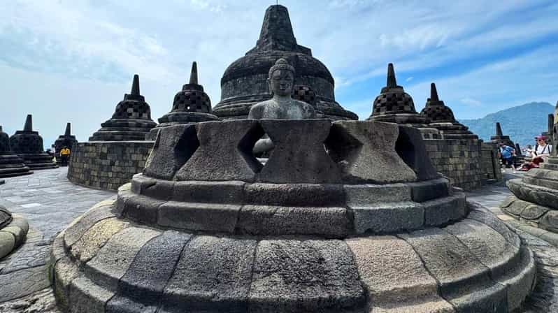 Yogyakarta: Borobudur Climb Up, Merapi Volcano and Prambanan - Inclusions and Amenities