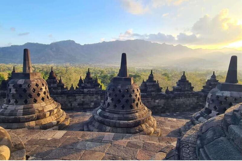 Yogyakarta: Borobudur Climb-up, Mt. Merapi & Prambanan Tour - Key Points