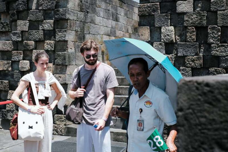 Yogyakarta: Borobudur Climb-Up Selogriyo Rice Field Trekking - Key Points