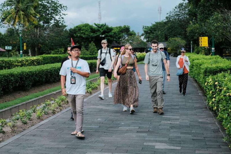 Yogyakarta: Borobudur Climb-Up Selogriyo Rice Field Trekking - Exploring Borobudur: The Heart of the Tour
