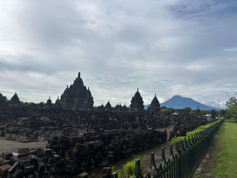 Yogyakarta: Borobudur ClimbUp, Prambanan tour &entry ticket - Whats Included and Whats Not