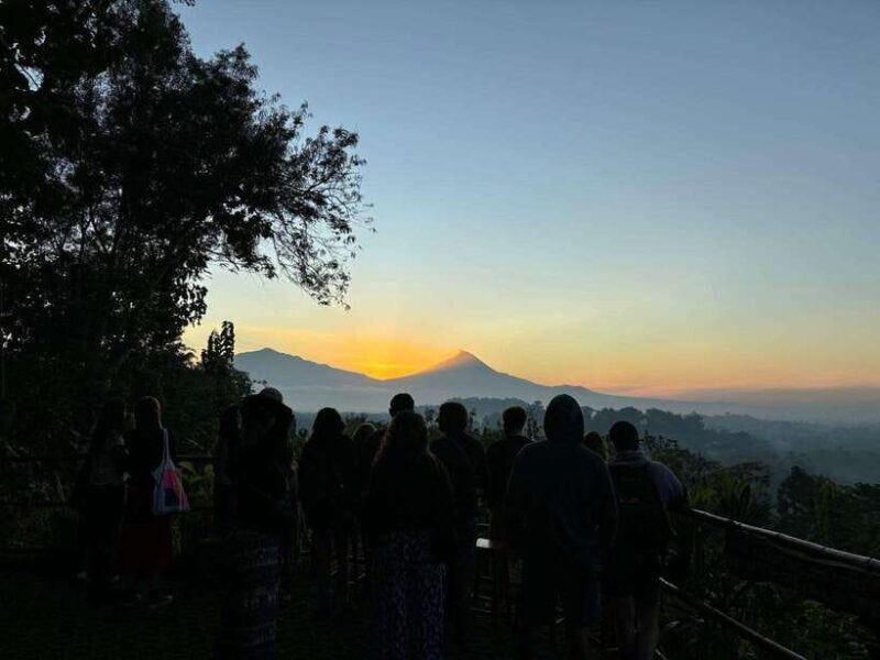 Yogyakarta: Borobudur Sunrise from setumbu hill ( climbup ) - Exploring Borobudur — Climb and Learn