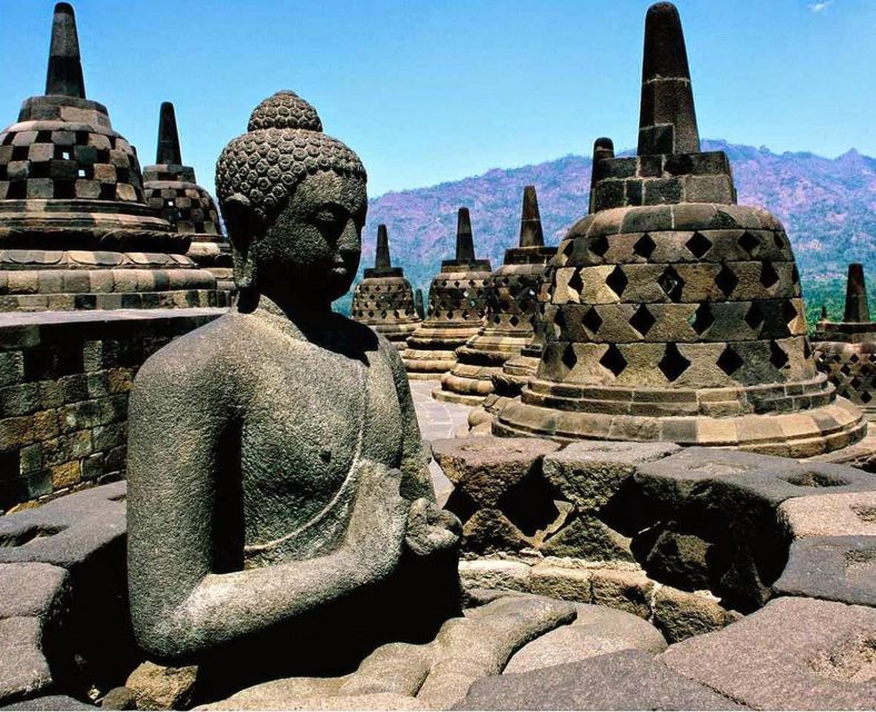 Yogyakarta: Borobudur Sunrise, Mount Merapi Volcano, and Prambanan - Frequently Asked Questions
