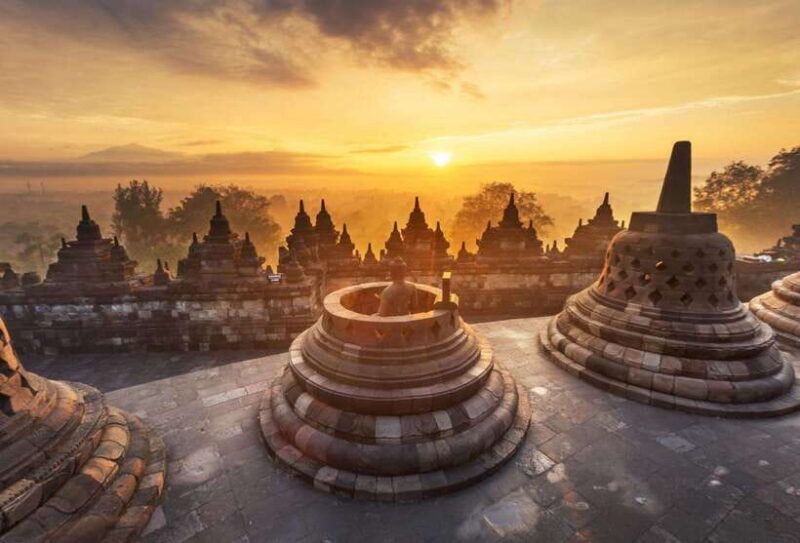 Yogyakarta: Borobudur sunrise(guarantee climb up)& Prambanan - In-Depth Breakdown of the Itinerary