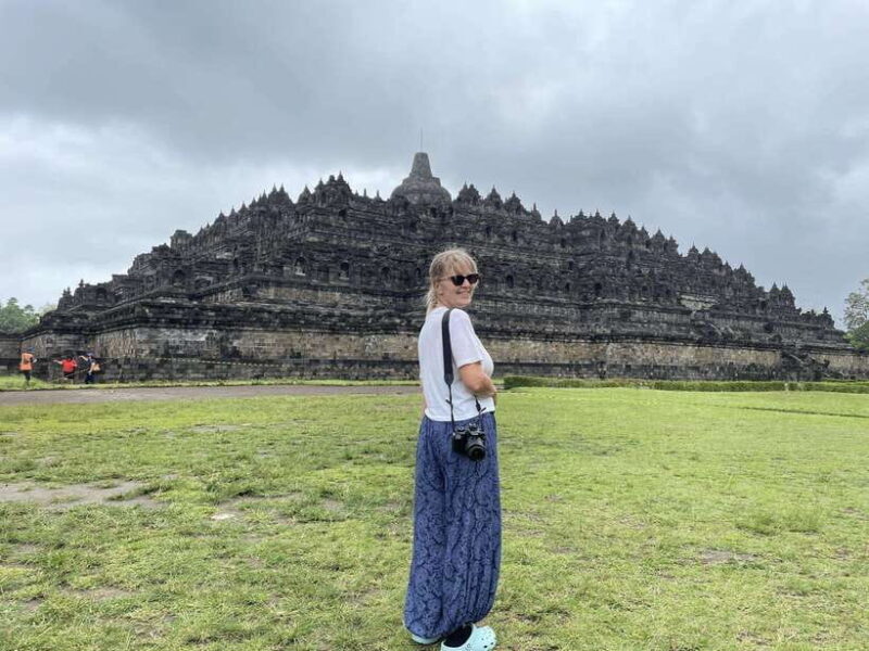 Yogyakarta: Borobudur Sunset Climb Up Shared Guided Tour - The Sum Up: Who Is This Tour Best For?