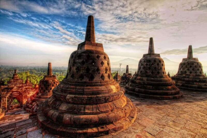 Yogyakarta: Borobudur Sunset Climb Up Shared Guided Tour - FAQ