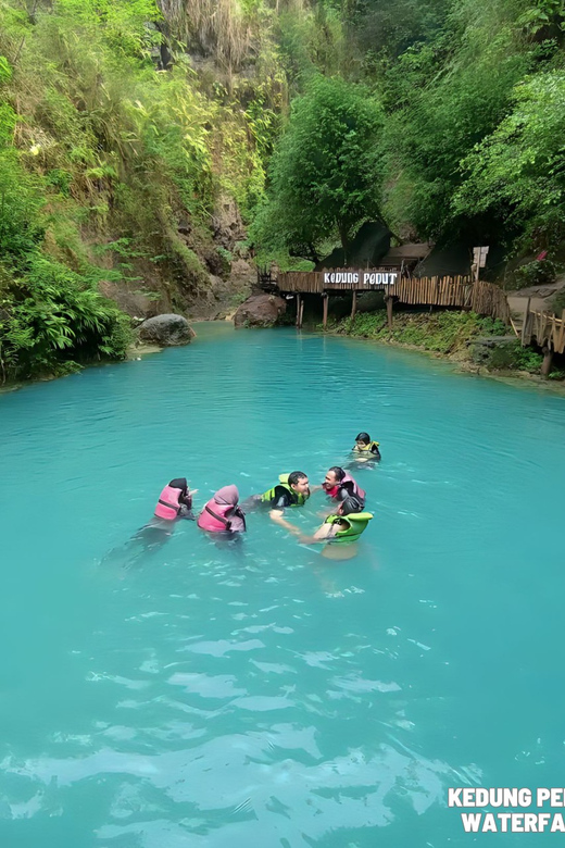 Yogyakarta: Borobudur Temple and Waterfall Tour - FAQ
