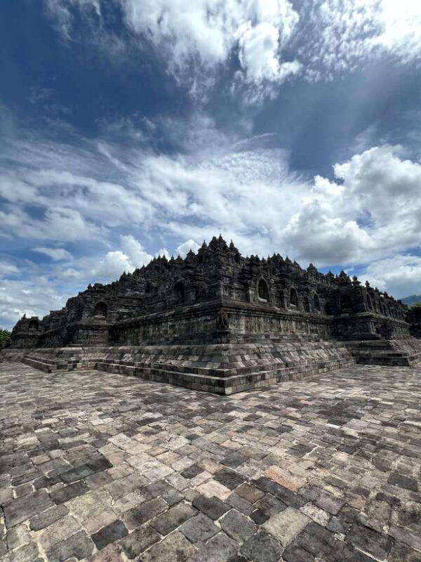 Yogyakarta : Borobudur temple + Prambanan temple tour - Wrap-up & Return to Yogyakarta