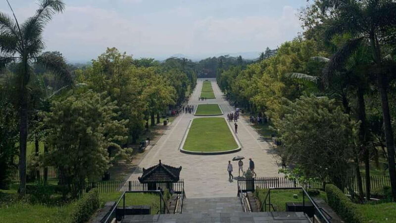 Yogyakarta: Borobudur Temple Tour with Hotel Pickup - Who Will Love This Tour?