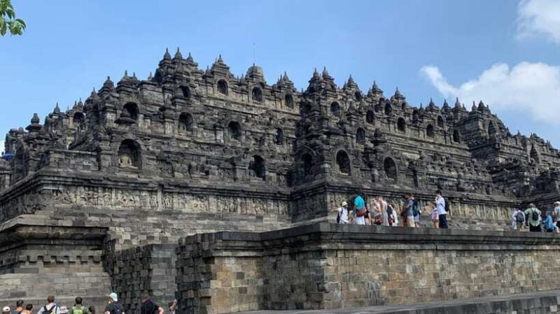 Yogyakarta: Borobudur Temple Tour with Hotel Pickup - The Sum Up