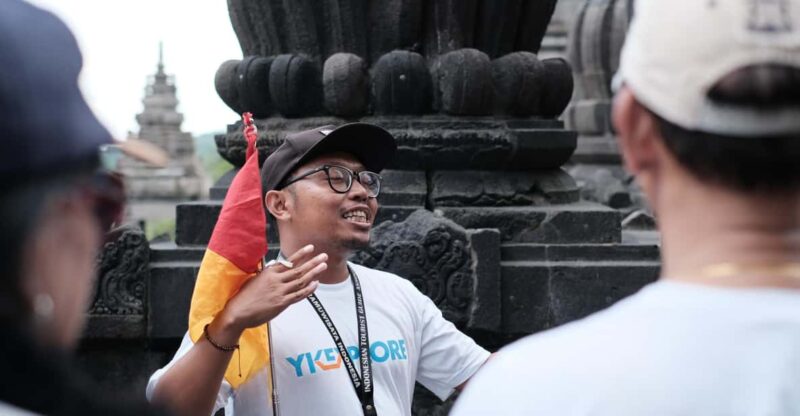 Yogyakarta: Borobudur Yard and Prambanan Temple Tour - Good To Know